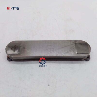 Запасная часть строительной техники 5P 15710-30010 15710-31030 Масляный радиатор в наличии для дизельных двигателей 1KD 2KD